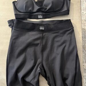 Alo Black Sports Bra and Leggings Set